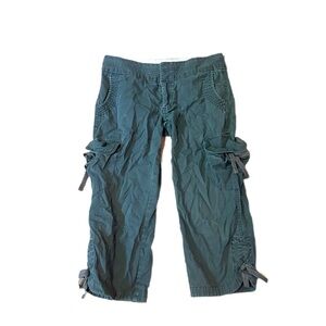Y2K women’s Green Cargo Capri Mid to Low Rise Pants